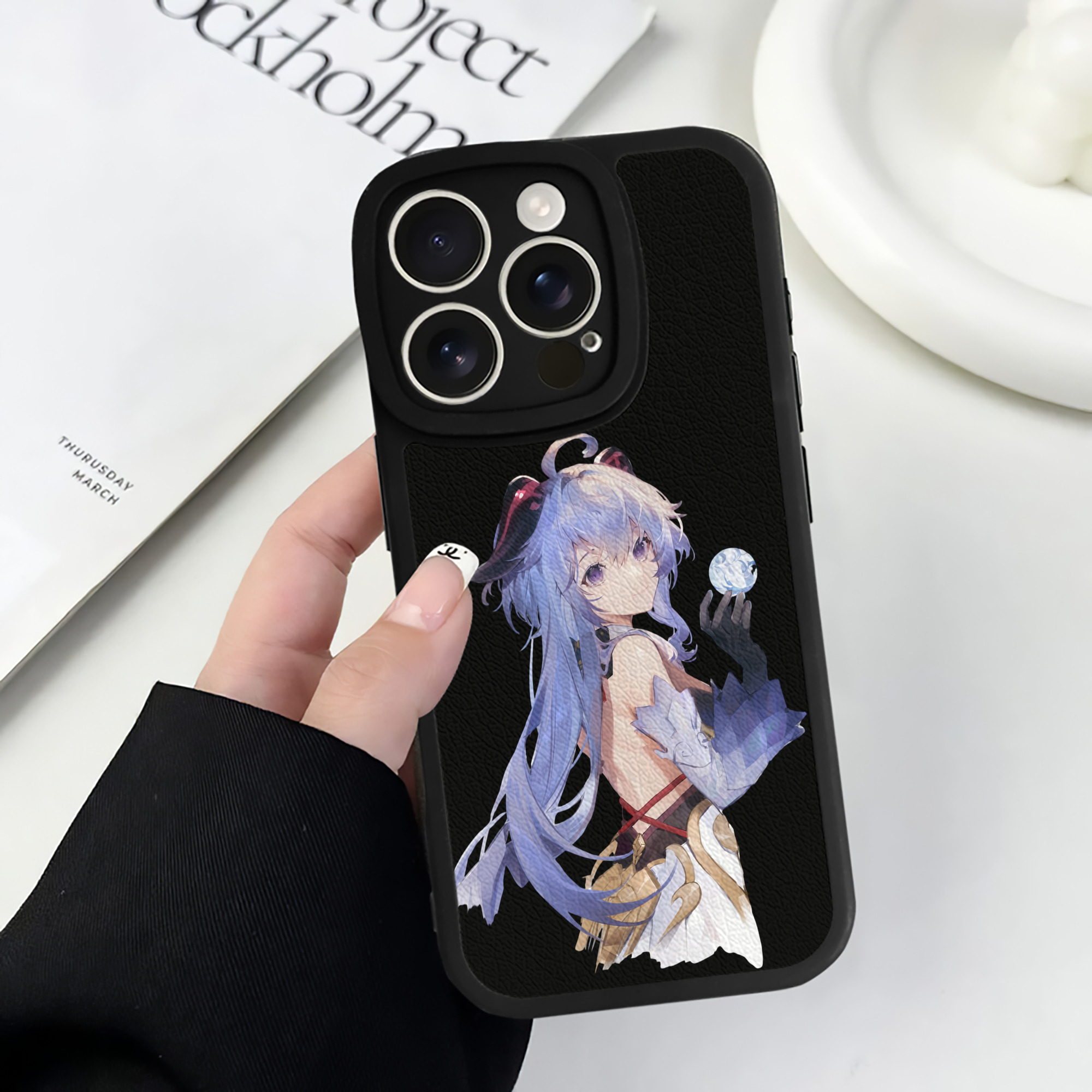 げんし神 甘雨 かんう genshin Ganyu 【iPhone 16シリーズ対応】シリコンスマホケース（レザー調） 材質：シリコン